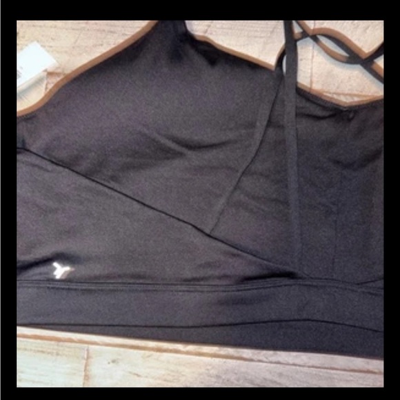 Old Navy Womens Size 4X Strappy Sports Bra Light Support Solid Classic Black - Picture 9 of 14